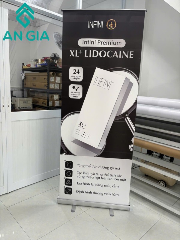 Mẫu standee cuốn nhựa quảng cáo sự kiện chuyên nghiệp